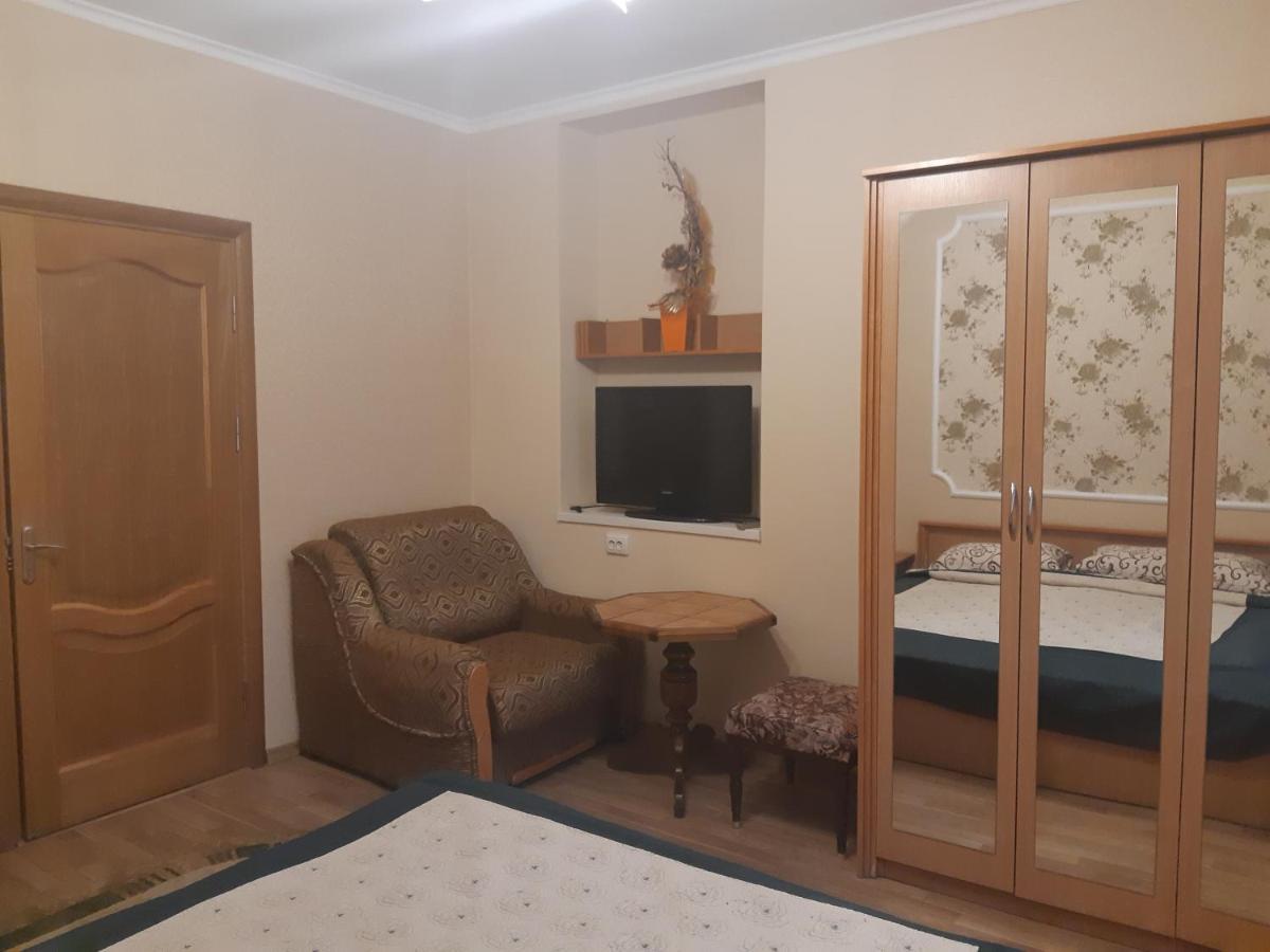 Celebrity Βίλα Kamianets-Podilskyi Εξωτερικό φωτογραφία