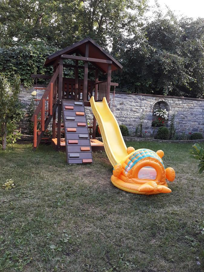 Celebrity Βίλα Kamianets-Podilskyi Εξωτερικό φωτογραφία